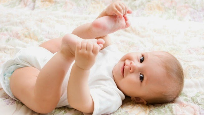 Disgusto Espinas clímax Cómo Cambiar el Pañal - Escuela Infantil Solecitos